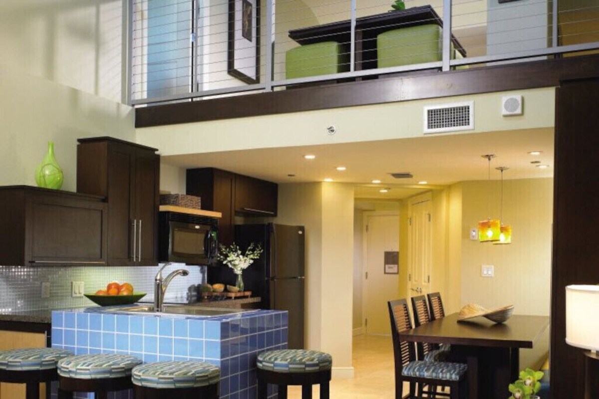 two-bedroom Bay Vista Loft villa